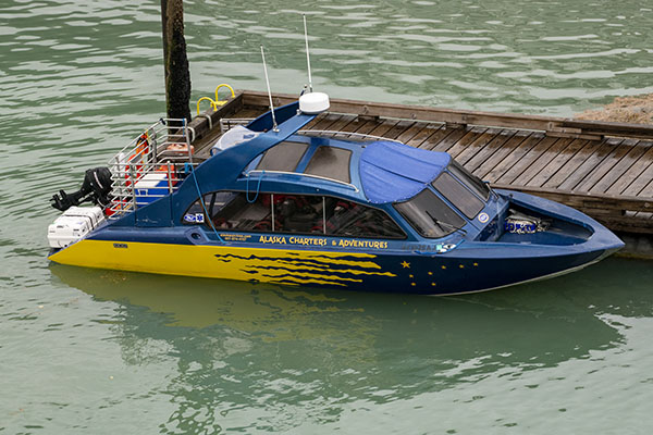 Alska charter and adventure boat